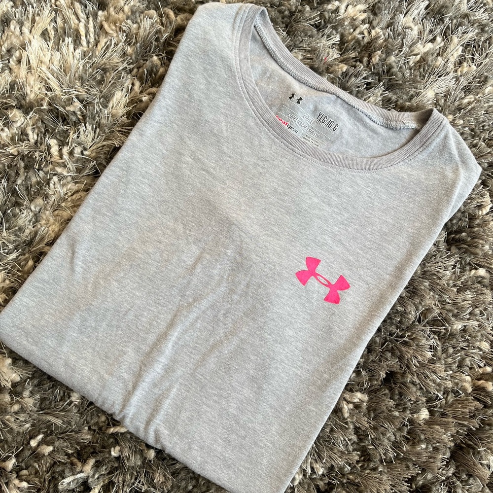 girls loose fit under armour shirt